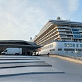 A Salerno arriva la nave da crociera "Marina" della "Oceania Cruises"