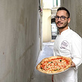 A Salerno arriva la “Pizza sospesa” alla pizzeria "Via Tribunali" di Corso Garibaldi