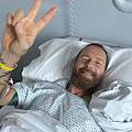 A sei mesi dall'incidente in bici Jovanotti torna in ospedale: «Otto ore di intervento per ricostruire il femore»