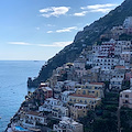 Case in affitto per una vacanza sicura, attenzione alle truffe: la comunicazione dell'Ansa fa discutere gli operatori di Positano