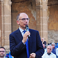 Covid, Letta: «Ora obbligo vaccinale e ritorno allo smart working»