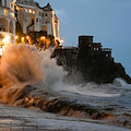 Da stasera allerta meteo per venti forti nord-orientali: in Costiera amalfitana possibili mareggiate