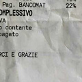 Fa colazione al bar e paga con carta: spunta il sovrapprezzo di 1 euro. È polemica