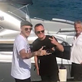 Gigi D'Alessio e Clementino a bordo della Positano Luxury Boats per girare il nuovo video /Foto /Video