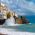 Good Morning Positano. Oggi la Chiesa Cristiana festeggia Santa Francesca Romana: nubi ovunque