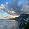 Good Morning Positano. Oggi la Chiesa Cristiana festeggia San Vittore e San Pasquale Baylon. Meteo: cielo in prevalenza poco nuvoloso