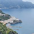 Good Morning Positano. Oggi la Chiesa Cristiana festeggia San Filippo Neri. Meteo: tempo in prevalenza soleggiato