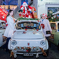 Le Fiat 500 natalizie del Club Positano illuminano Atrani: consegnata una pergamena dal Comune /foto