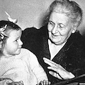 Maria Montessori: 154 anni fa nasceva l'educatrice che ha rivoluzionato la scuola