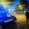 Non si ferma all'alt dei carabinieri a Maiori, giovane fugge e lancia droga nel fiume: fermato 