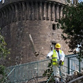 Operazione di bonifica a Napoli, riconsegnati alla città gli spalti del Maschio Angioino