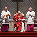 Papa Francesco: "Pasqua ci spinge ad andare avanti perché Cristo con la sua resurrezione ha cambiato la storia"