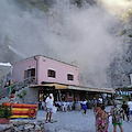 Paura a Conca dei Marini, frana sulla spiaggia della Tonnarella [FOTO]