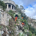 PNRR: al via lavori di messa in sicurezza del costone roccioso della Villa Comunale di Vietri sul Mare 