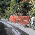 Positano, lavori Ausino. Rimosso impianto semaforico e la recinzione di cantiere dalla strada /foto