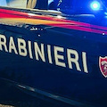 Sabato sera di paura a Casoria: 15enne accoltellato al centro commerciale 