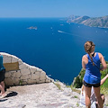 Sentiero degli Dei, da oggi al via trasporto intermodale traghetto e bus per gli amanti del trekking