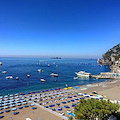 Spiagge libere, a Positano attrezzate da concessionari e gratuite per i residenti