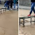 Strade allagate a Salerno, studenti raggiungono la scuola grazie a "una panca"