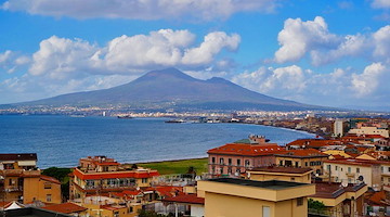 Altro weekend da record a Napoli, 170 mila turisti in città