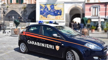 Amalfi, 25enne trovato in possesso di diverse sostanze stupefacenti: arrestato 