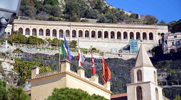 Amalfi, al via importante manutenzione all’ascensore per il cimitero