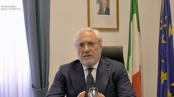 Camera di Commercio Napoli, nominato Commissario il Prefetto Raffaele Cannizzaro