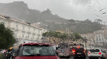 Campania: in arrivo allerta meteo gialla per temporali, anche intensi 