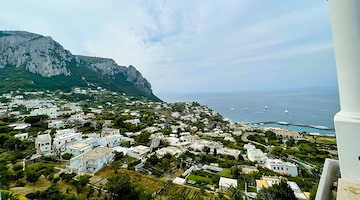 Capri, 21enne trovato morto vicino all'Arco Naturale 