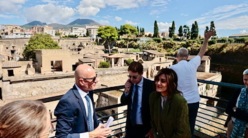 Ercolano, l’Ambasciatore della Missione USA presso le Agenzie delle Nazioni Unite in visita al Parco Archeologico 