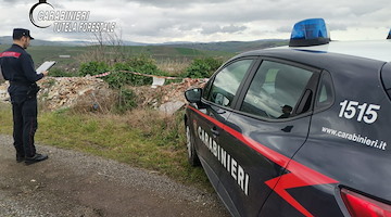 Gestione illecita di rifiuti in un fondo agricolo: denunciato 60enne nell'Avellinese 