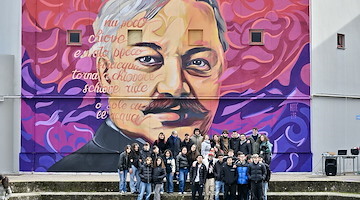 Inaugurato a Napoli il primo murale dedicato al poeta Salvatore Di Giacomo 