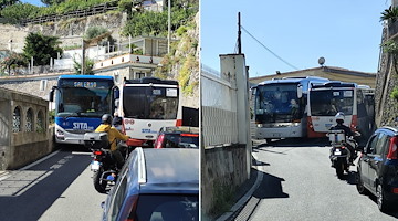 Mattinata di traffico e disagi in Costiera Amalfitana: lunghe code tra Castiglione e Minori 