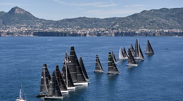 Napoli, dal 7 maggio la Tre Golfi Sailing Week 2025: già 70 iscritti, prima volta per i multiscafi