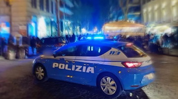 Napoli, violenta lite tra giovani in un locale: disposta chiusura per 20 giorni 