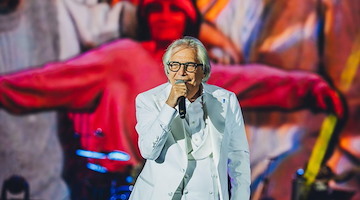 Nino D'Angelo, nuova data al suo tour estivo: 11 settembre in Piazza del Plebiscito a Napoli 