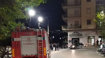 Paura a Corbara, cede il pilastro di un edificio: evacuate 13 famiglie 