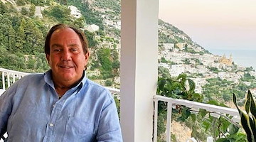 Per il Washington Post la Costa d’Amalfi è «un parco a tema per turisti». Gagliano: «Grido di allarme, riflettiamo»