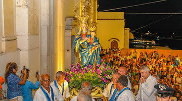 Positano, un Ferragosto tra tradizione e passione con la festa della Santa Maria Assunta / FOTO 