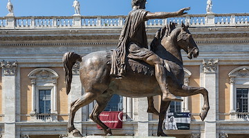 Roma, perquisizioni in Campidoglio: finanza indaga anche sui fondi per il Giubileo