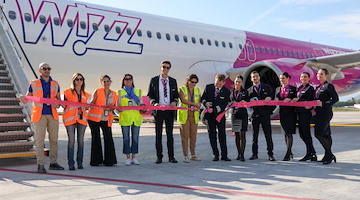 Wizz Air inaugura il primo volo all'aeroporto Salerno-Costa d'Amalfi. La soddisfazione di Cammarano (M5s)