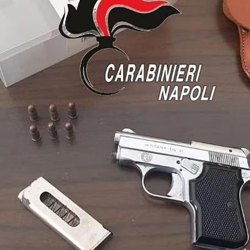 Pistola<br />&copy; Carabinieri Napoli