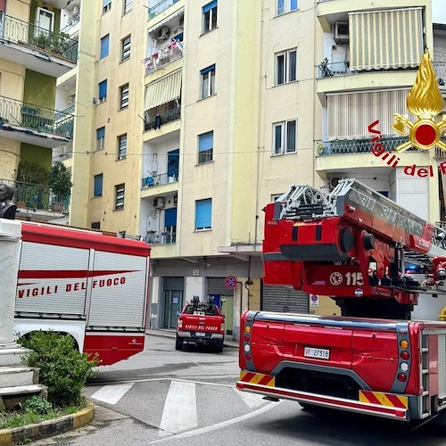 Incendio a Battipaglia<br />&copy; Vigili del fuoco