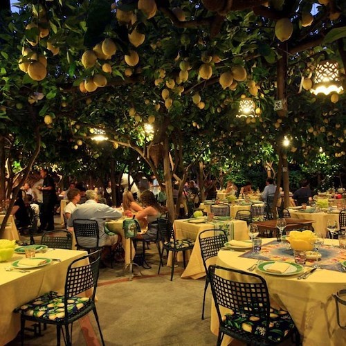 Paolino, il ristorante a Palazzo a Mare