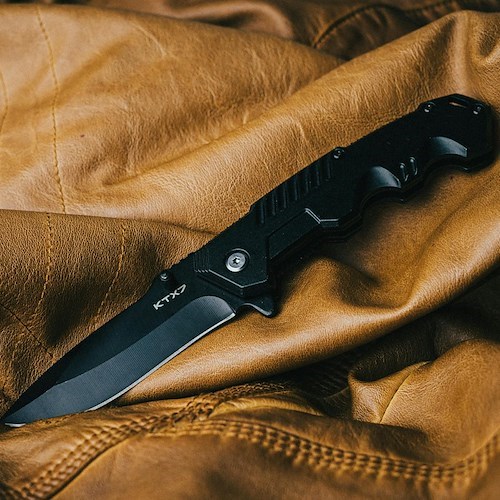 Coltello<br />&copy; James Jeremy Beckers