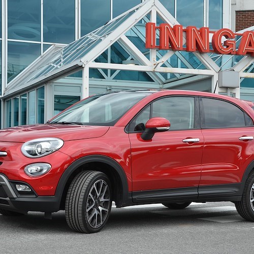 Fiat 500X rossa<br />&copy; Frank Williksen from Pixabay