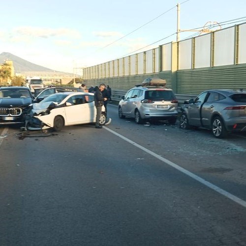 Incidente a Castellammare, coinvolte diverse auto: strada chiusa<br />&copy; Charly 57