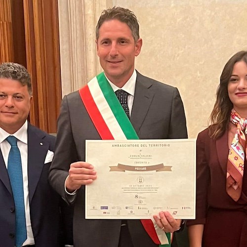 Il sindaco di Positano, Giuseppe Guida, ha ricevuto ieri, 19 ottobre, presso il Senato della Repubblica Italiana, il “Premio Ambasciatori Nazionali”<br />&copy; Giuseppe Guida
