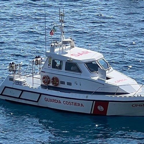 Guardia Costiera in azione tra Maiori e Minori<br />&copy; Massimiliano D'Uva