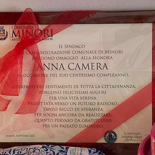 Minori in festa per i 100 anni della signora Anna Camera